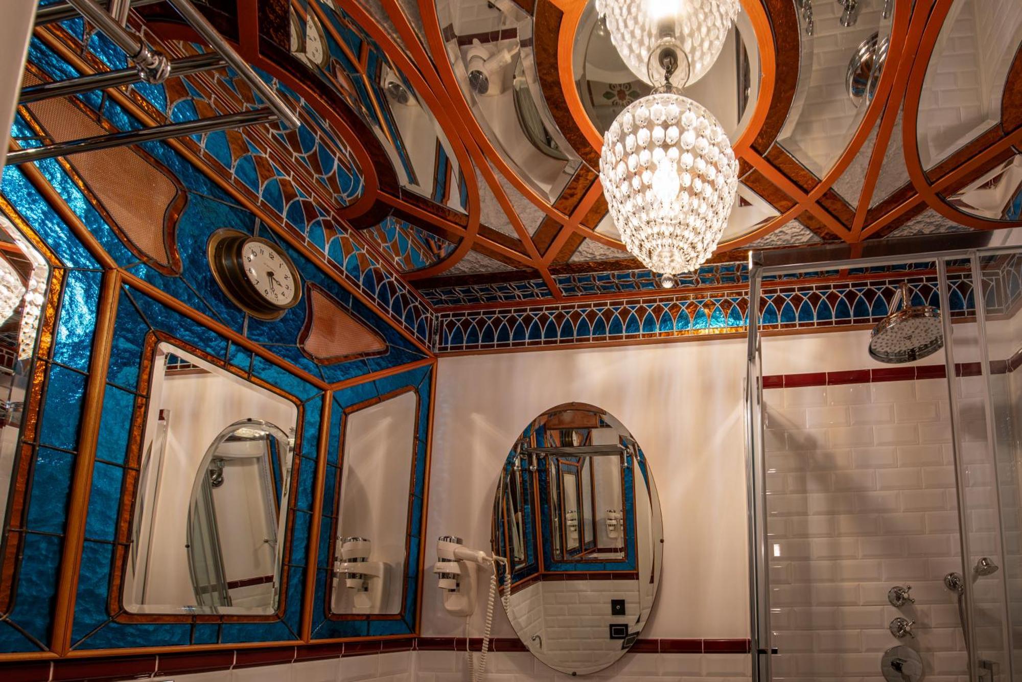 Genova Centro - Lussuosa Suite Arte E Storia المظهر الخارجي الصورة